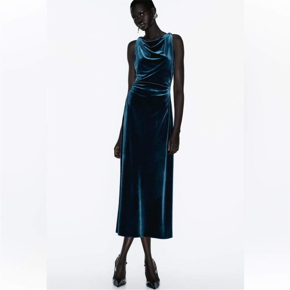 Zara blue velvet dress. Size S. No tags, but never worn.